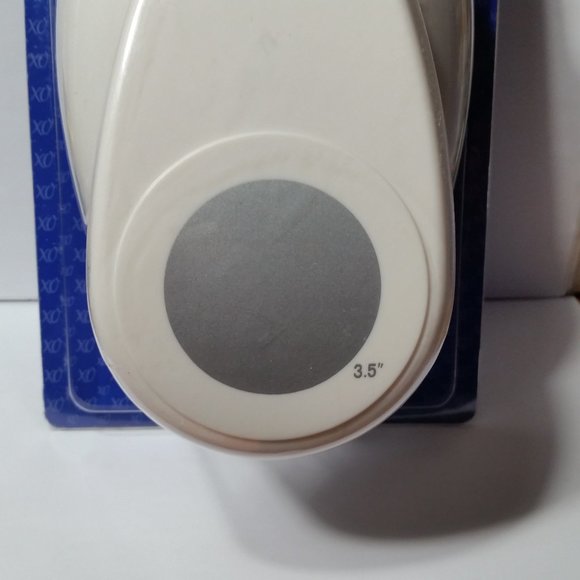 Lever Action Craft Punch Circle 3.5" - Picture 3 of 9